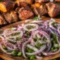Лук к шашлыку