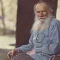 Цветной фотографический портрет Л. Н. Толстого в Ясной Поляне