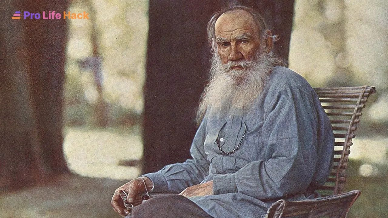 Цветной фотографический портрет Л. Н. Толстого в Ясной Поляне